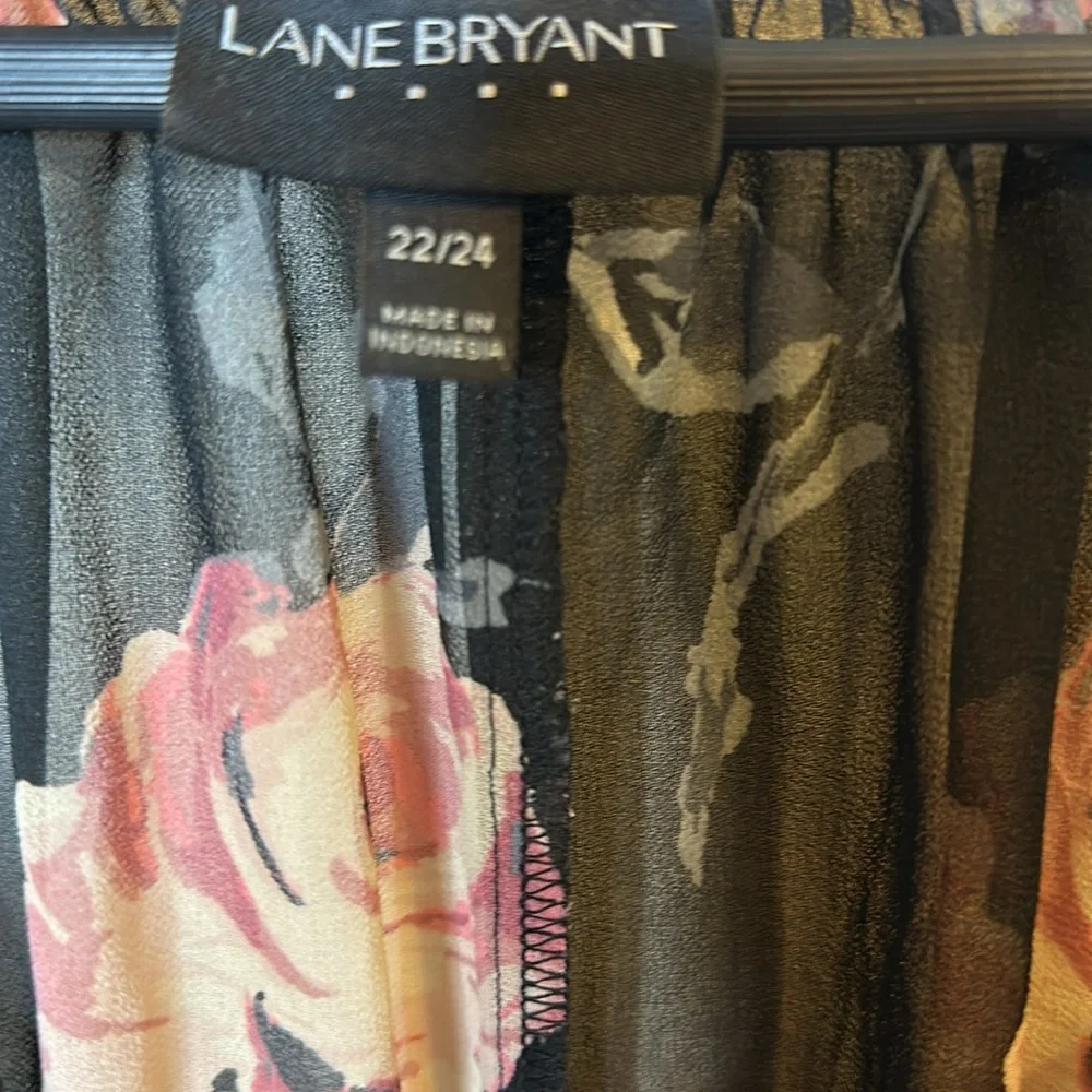 Lane Bryant Black Floral Sheer Tassle Sz. 22/24 - Picture 5 of 6